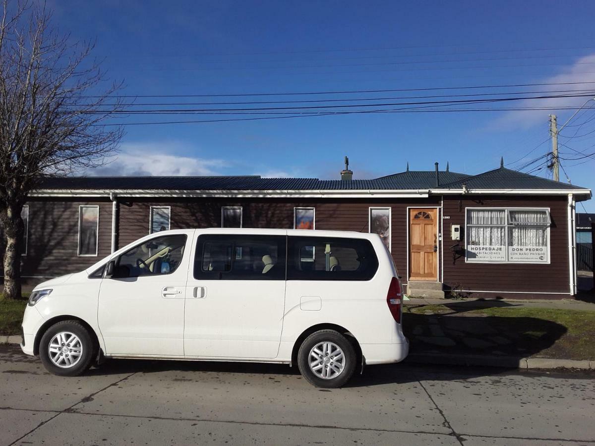 Hostal Don Pedro Puerto Natales Exterior foto